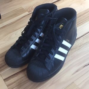 Adidas pro model (class shell toes)